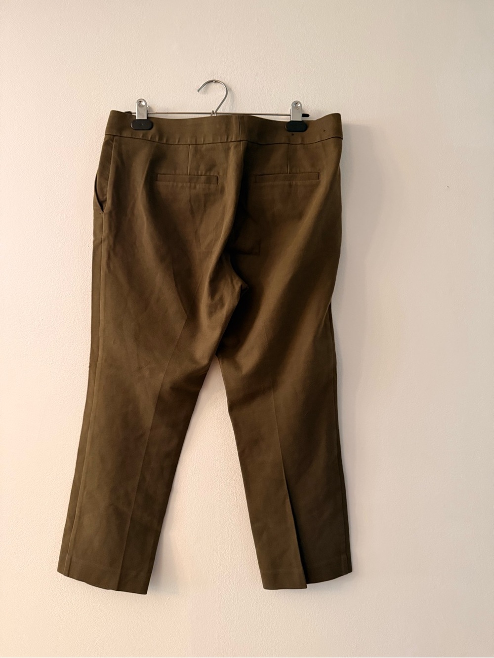 Ann Taylor Women’s Olive Brown-Green Straight Petite Devin Fit Mid-Rise - Picture 3 of 5